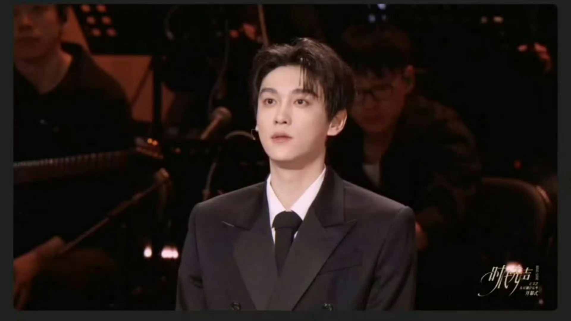 既然田栩宁粉丝这几天很开心，rr也很开心那就再回顾下他的：作乒易经面世，随机引法