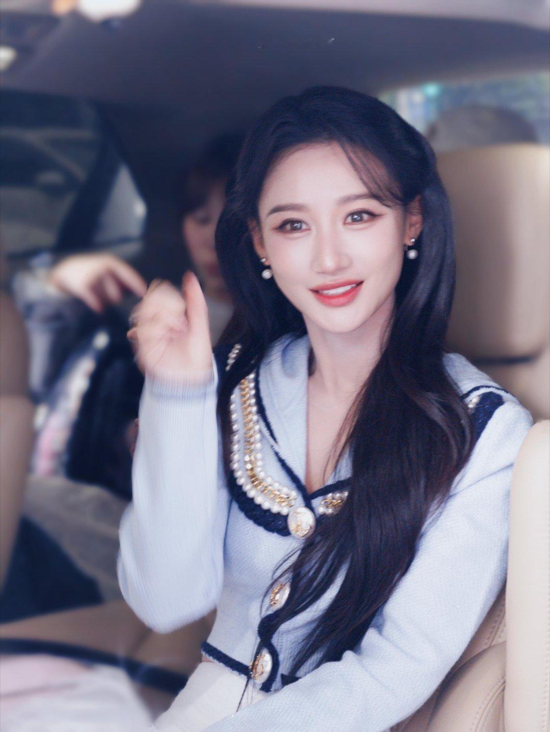 何宣林 分词何宣林分词名场面直接出圈，断句方式太有个人特色，一开口画风瞬间不一样