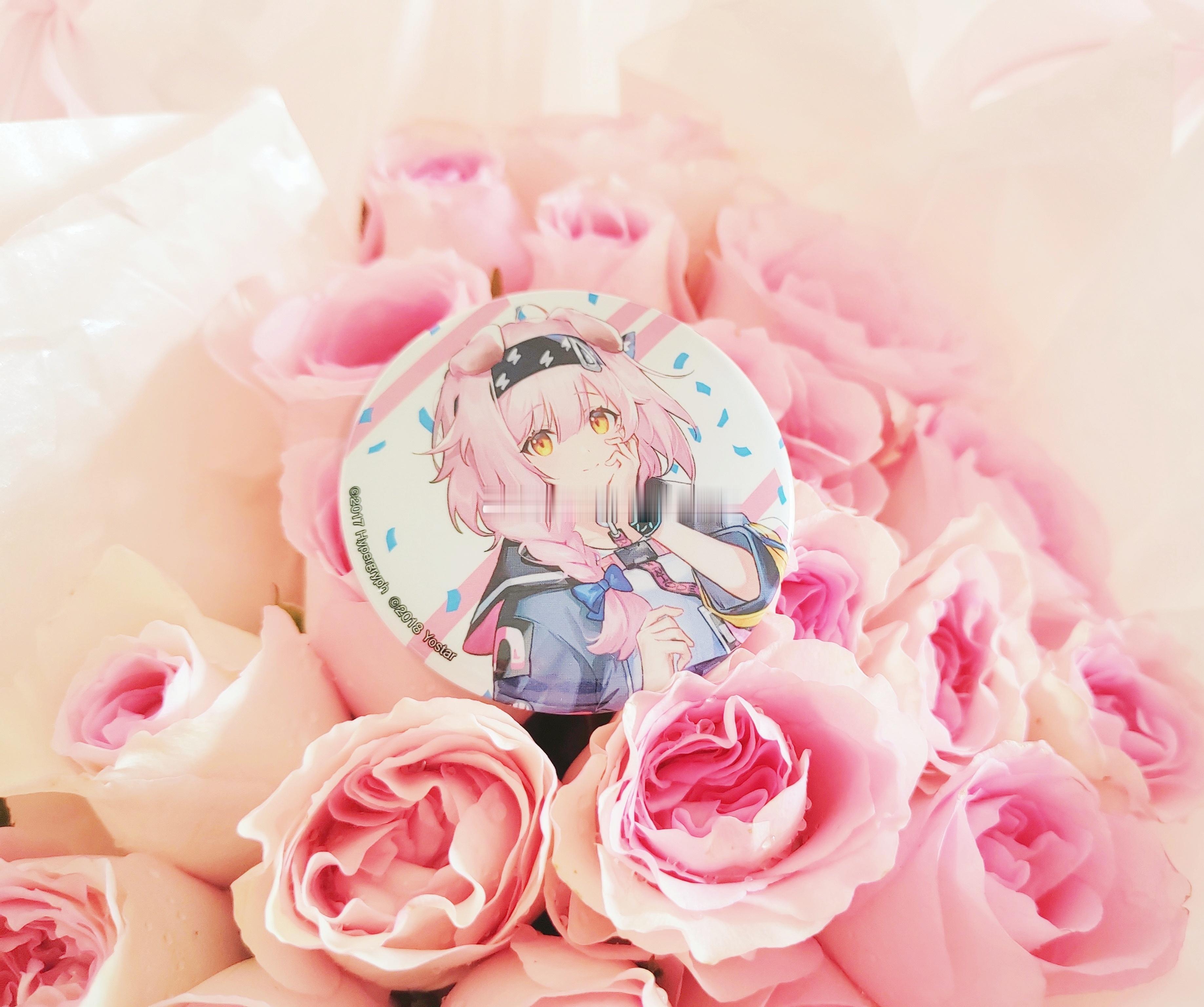 小狗送的粉色花花🌸放上漂亮粉色小猫💖 吧唧🐱：popup丸井澄闪吧唧#明日