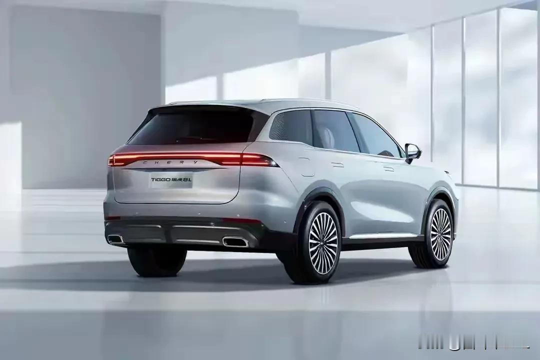 家用SUV优选瑞虎8L，奇瑞瑞虎8L是奇瑞汽车推出的瑞虎8家族旗舰SUV，采用“