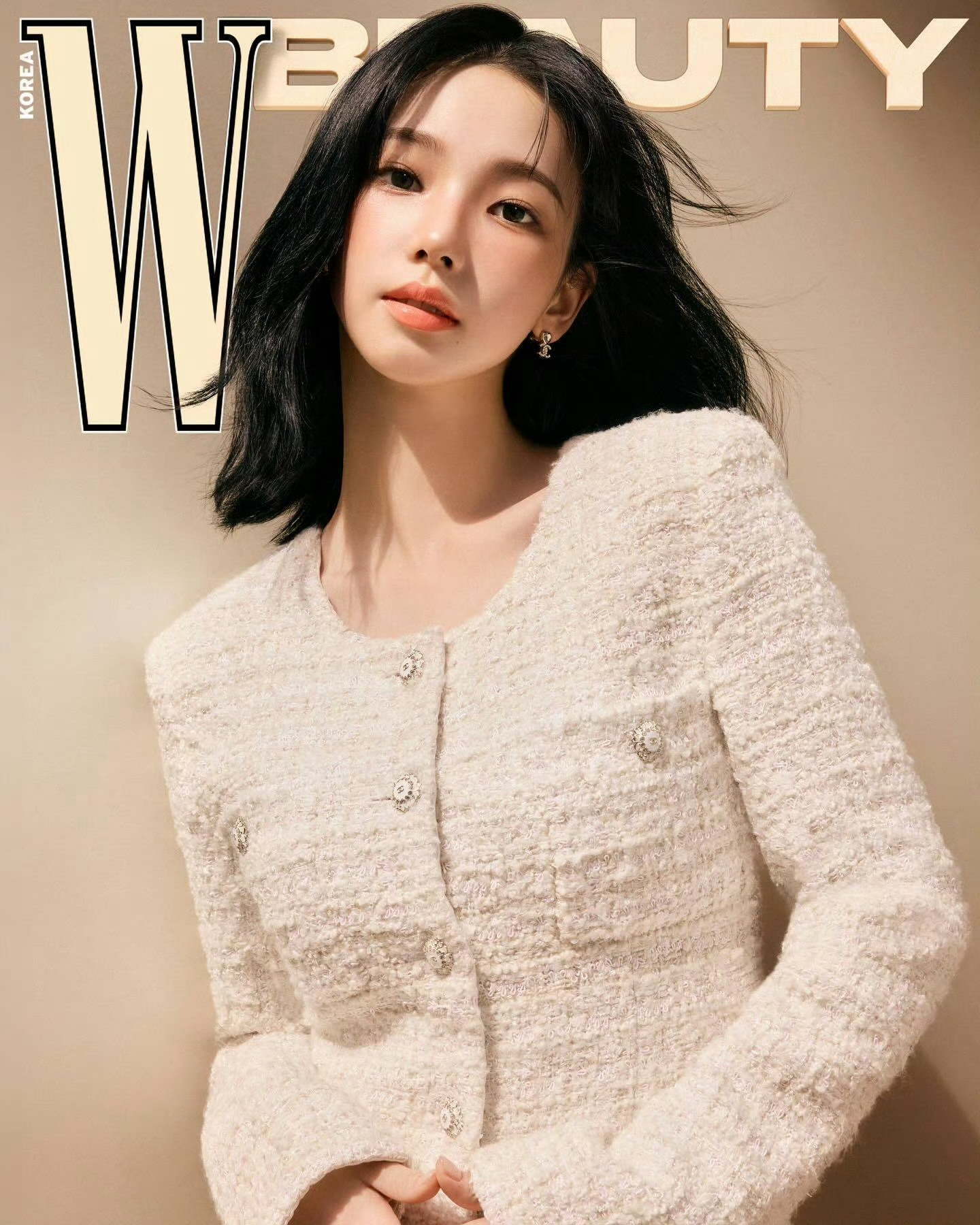 KARINA × W Korea DigitalCHANEL Beauty Am