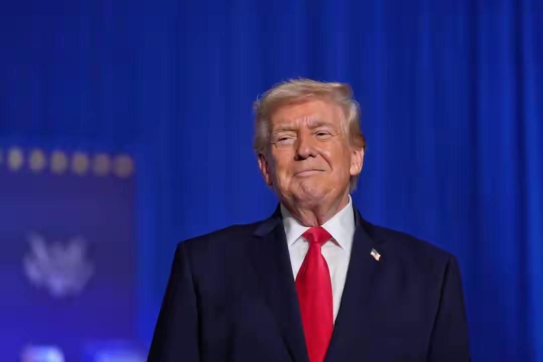 英媒曝光消息称，特朗普政府准备再次对台军售，金额高达200亿美元，这将再次创下美