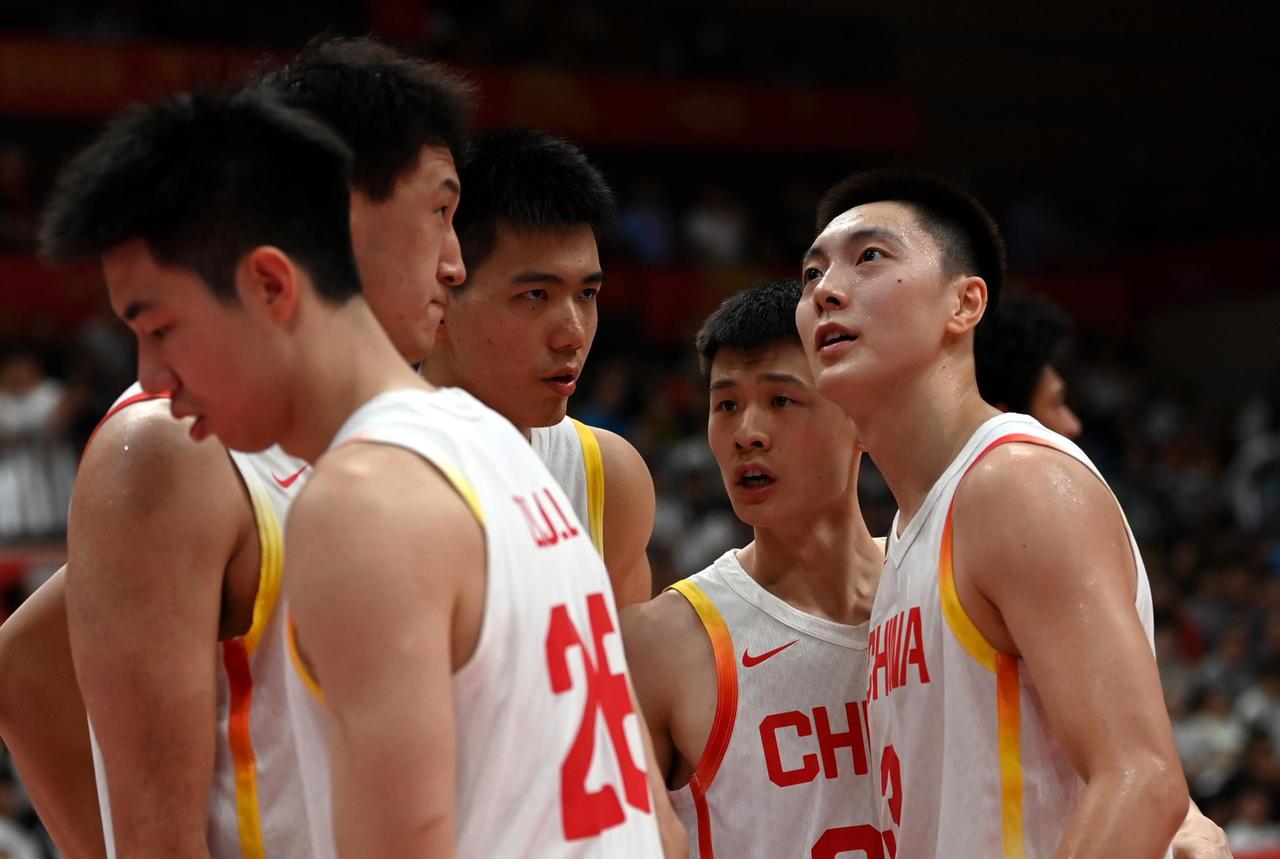 中国男篮击败卡塔尔男篮的关键因素曝光，相信大家也都非常清楚，当下的中国男篮已经完