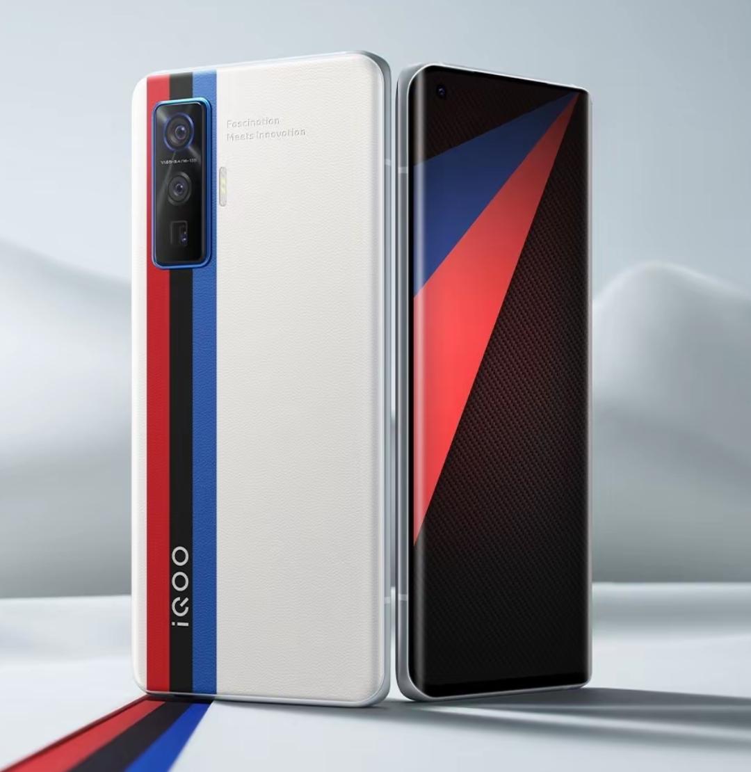 iQOO设计的巅峰——iQOO 5Pro，当时一个宝马传奇版、一个赛道版设计真的
