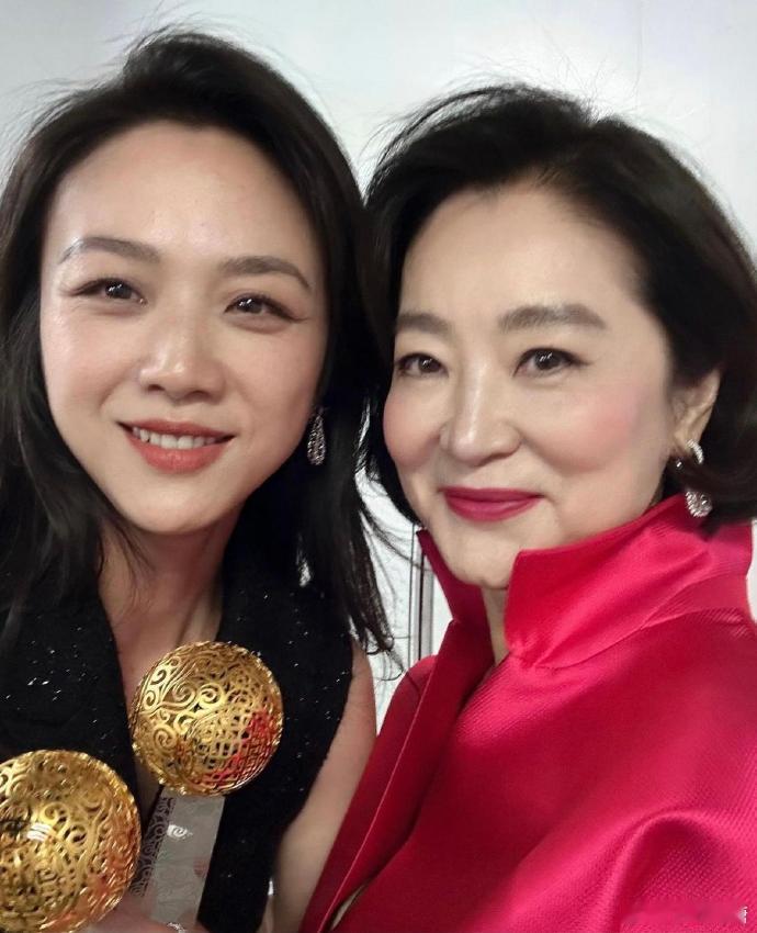 40+的汤唯和70+的林青霞证明：不医美也可以很美。 如此好的轮廓和气色，估计每