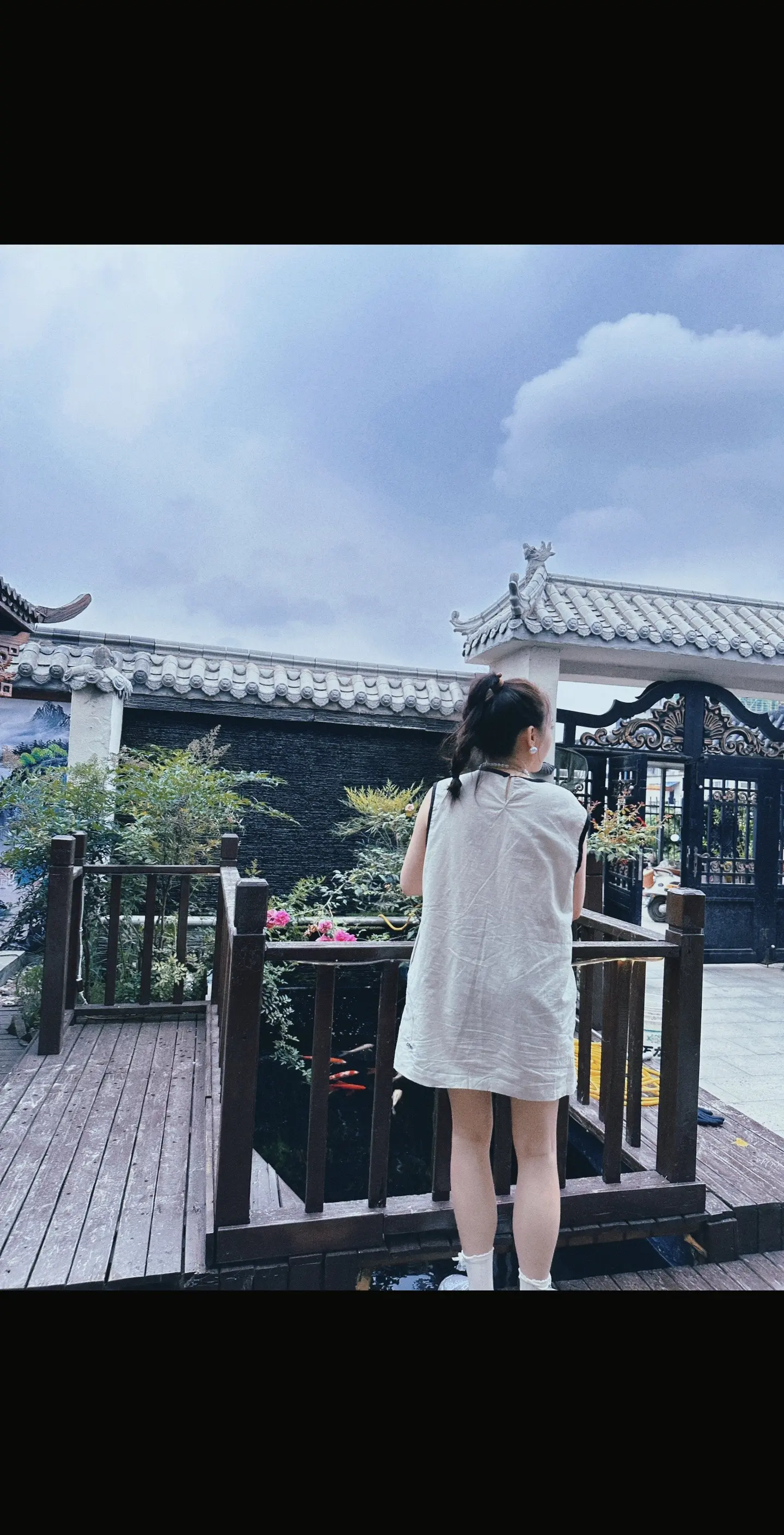 说爱你是真的 不爱你是真的 骗你钱也是真的