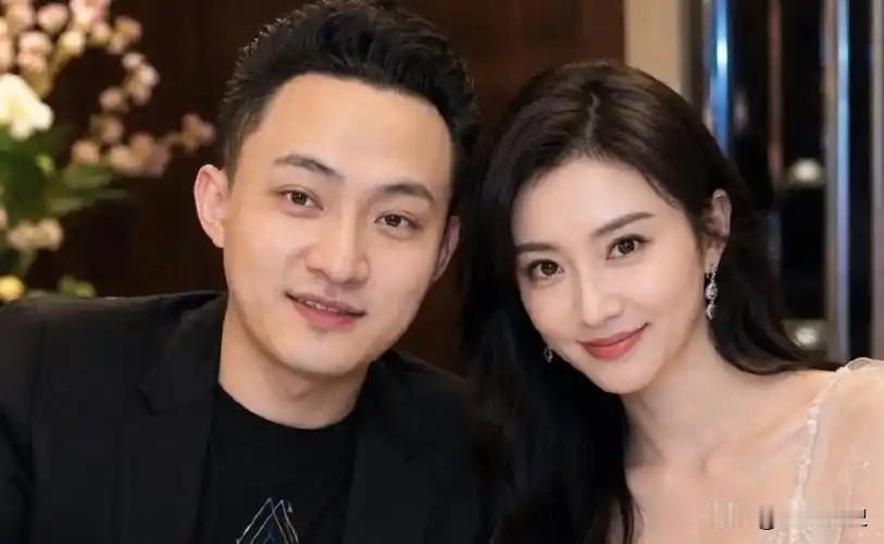 我这几天一直在反思两个事情：
1.为什么当年不知道新概念作文一等奖高考能加20分
