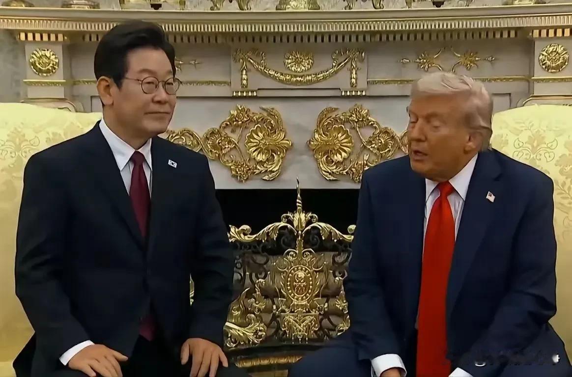 中国手里有肉包，美国手里有屠刀！现在这个世界对于大多数国家来说，最难做的决定就是
