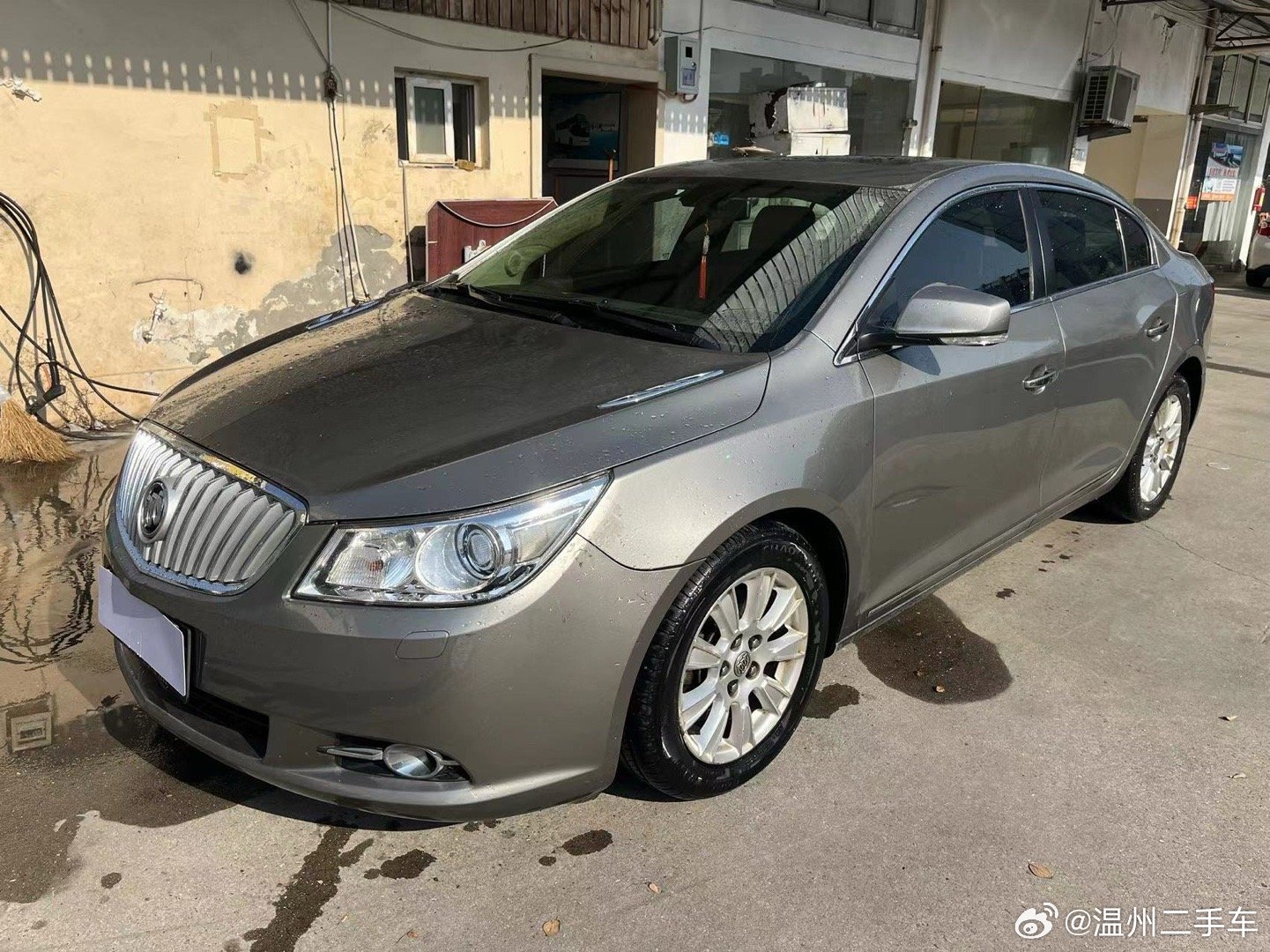 09年11月 别克君越  2.4L一手车 7万公里 车况精品 价格1万多 