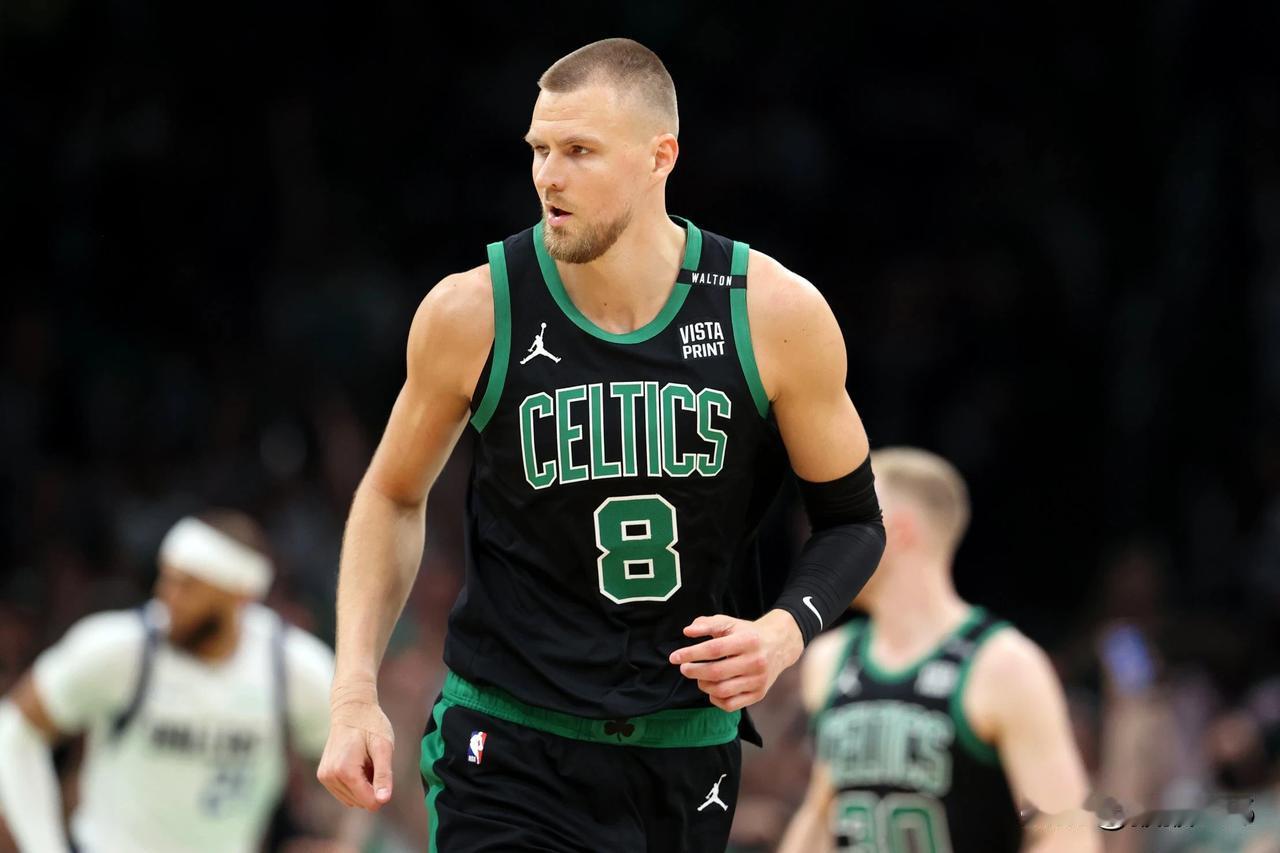 官方：波津内侧支持带撕裂导致左胫骨后肌腱脱臼 G3出战成疑
Woj：赫尔利喜欢湖