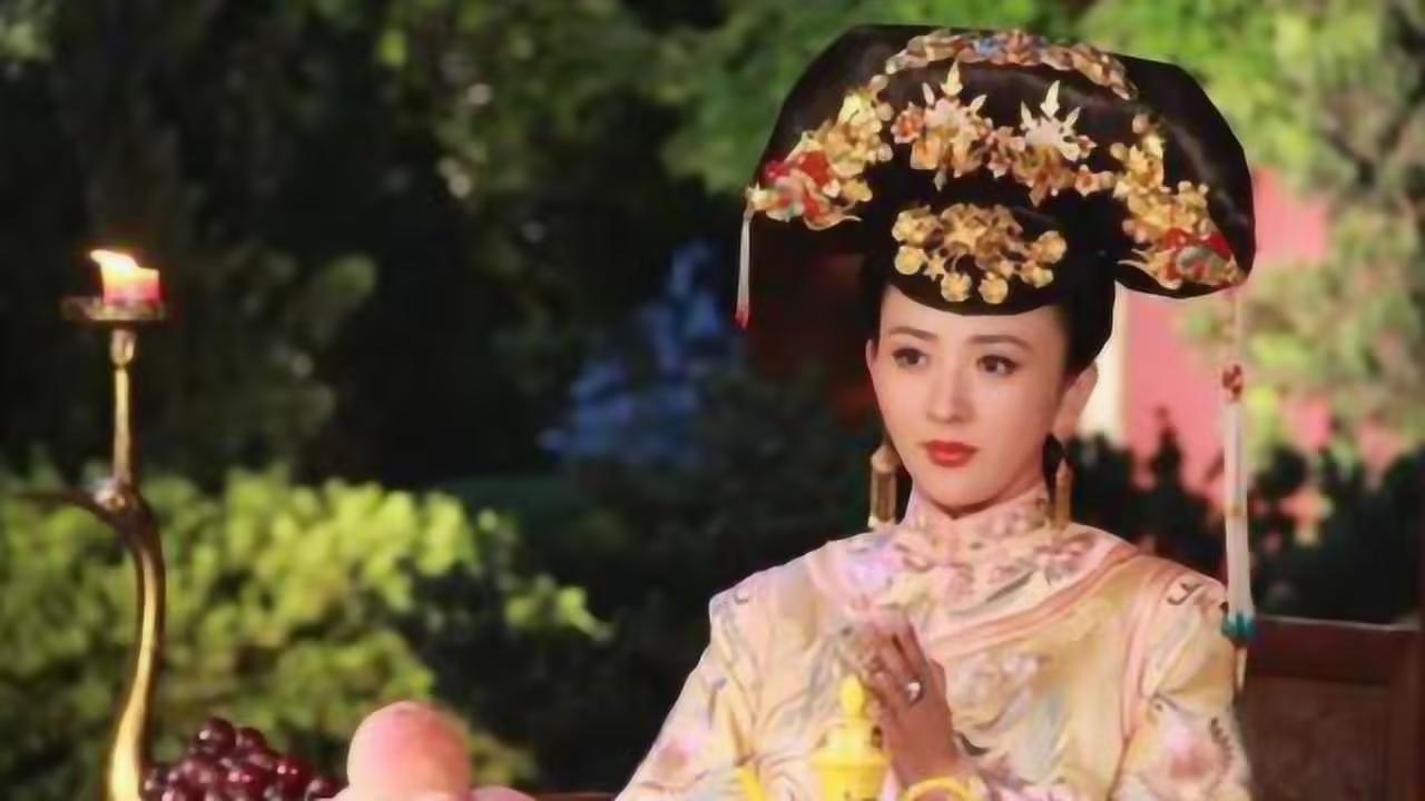 莽古济：大清唯一被凌迟的公主，弟弟下的令，丈夫递的刀 
 
1635年冬，盛京城