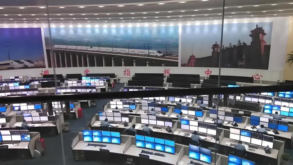 一块“不允许出错”的场子，选了什么样的国产设备？

这两天刷到一条行业采购消息，