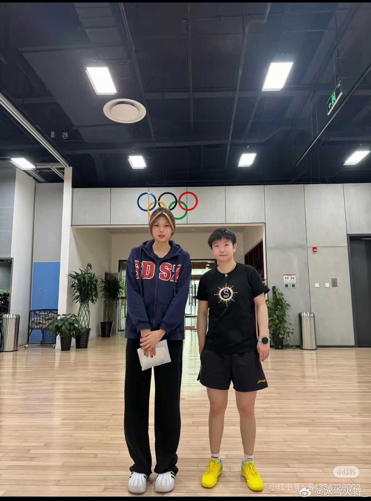 这馆里到底有谁在啊？ 