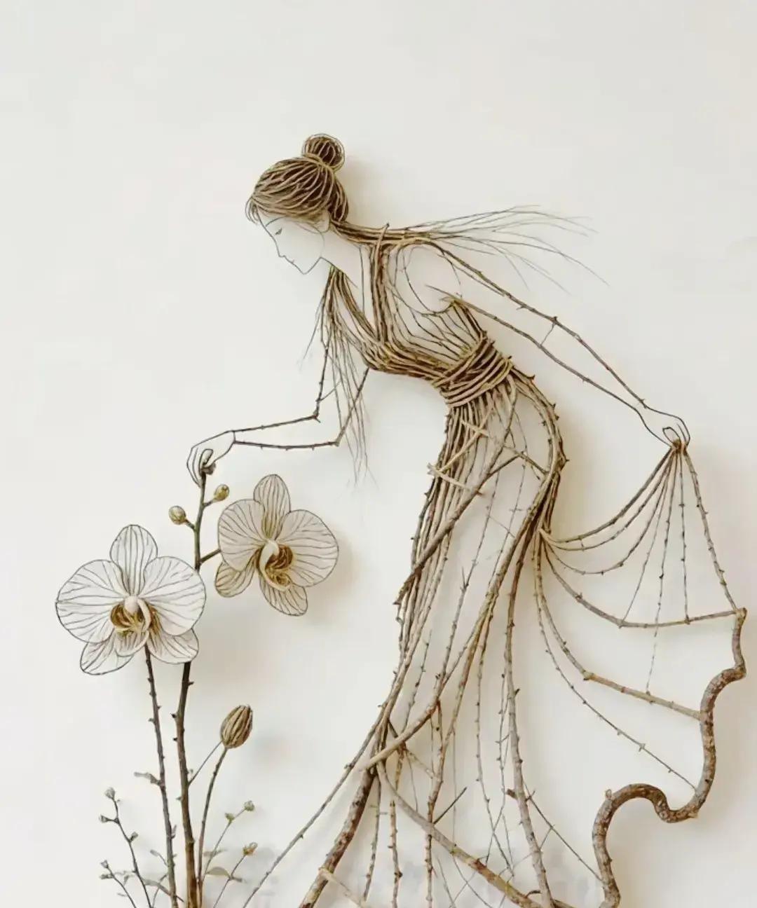 刷到那张“女子还是树枝”的图，第一眼看到啥成了朋友圈新话题。
抖音博主说看到女子