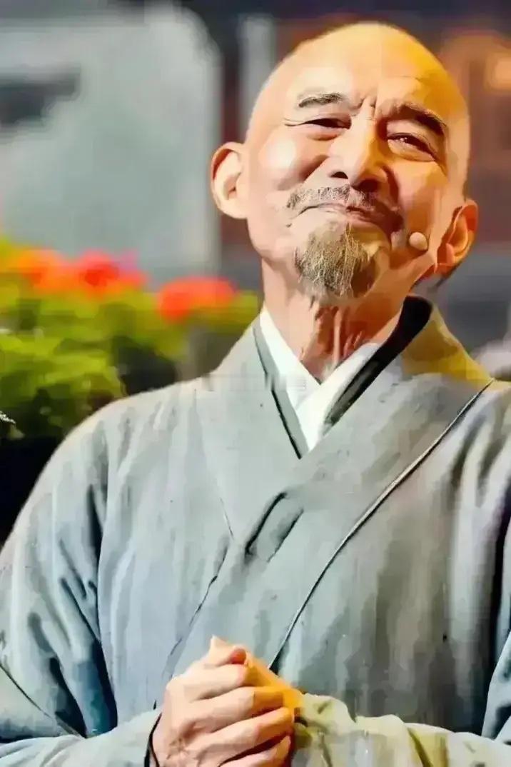 人间清醒13句话，太通透了：1. 人这一辈子，有人羡慕你，有人讨厌你，有人嫉妒你