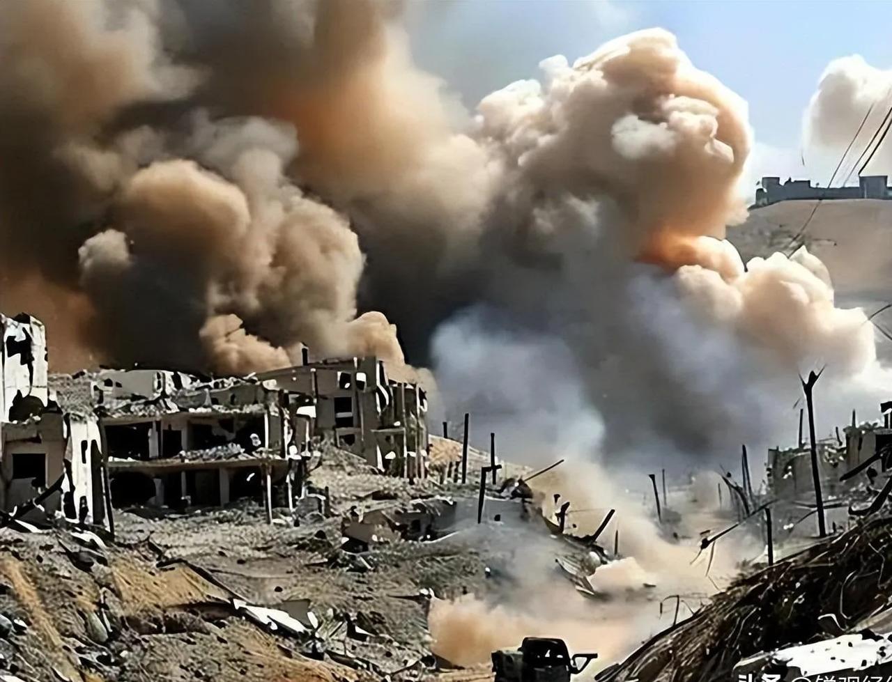 美以伊战争改变了世界军事走向，俄乌战争打了四年，俄罗斯没有探索出一条军事斗争的道