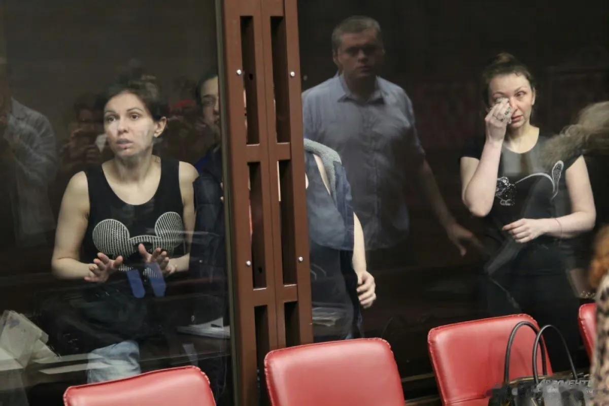 俄罗斯刑事起诉马里乌波尔被俘的女厨师：俄媒报道，俄罗斯对在马里乌波尔俘虏的24名