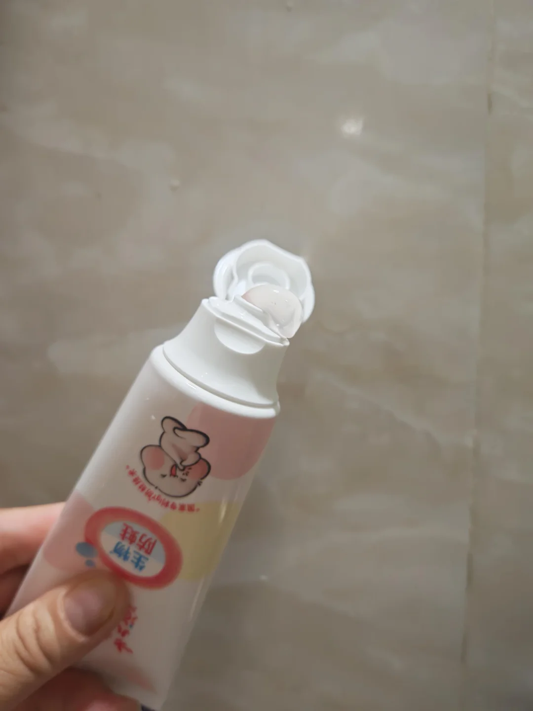 娃把牙膏吞了，我竟然没慌😅