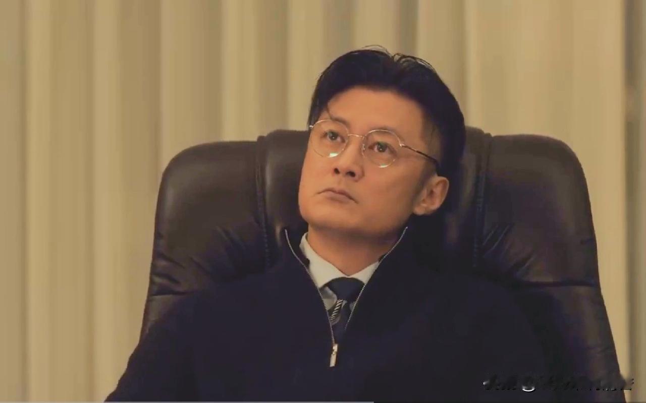 电视剧《冬城猎凶》中，有一个地方我就想不明白了，段长河（余文乐饰演）以公司的名义
