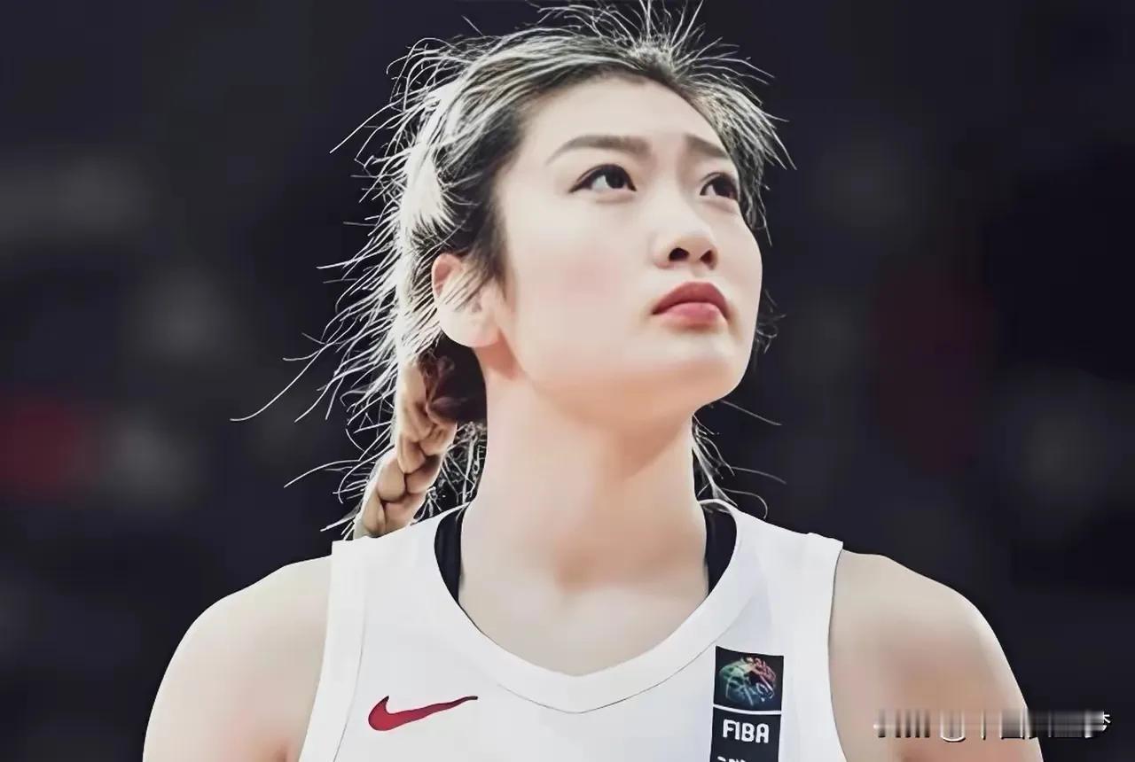 李梦，
中国梦！
李梦，
战神梦！
美梦成真，
举世皆惊！！