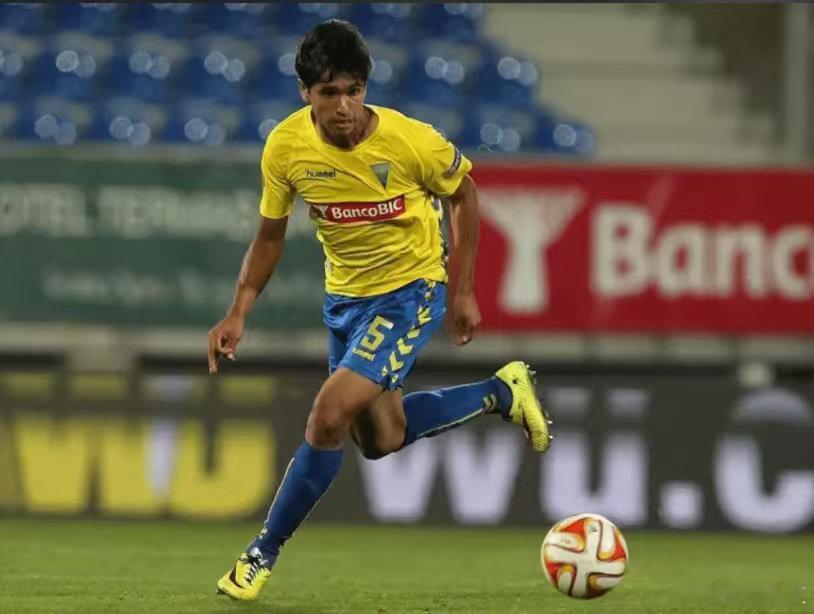 005 葡超 阿马多拉 [12] vs 埃斯托里 [10]胜负看好：平/让负 (