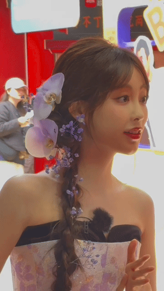 祝绪丹被周芷若顶号了周芷若重回峨眉派祝绪丹再现周芷若名场面，峨眉掌门风范拉满，美