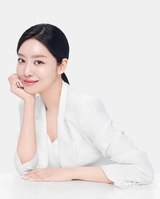 每天夸夸自己不要内耗夸夸自己真的很棒，懂得倾听身体的声音，照顾自己的情绪，不纠结