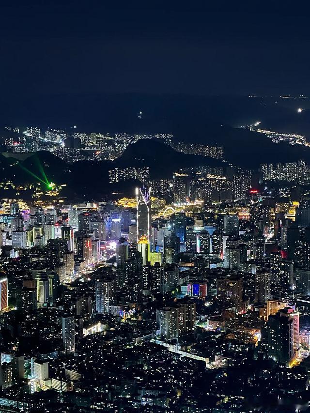国内小众夜景天花板找到了！原来兰州夜景叫兰哈顿！被低估的西北都市夜景就在兰州皋兰