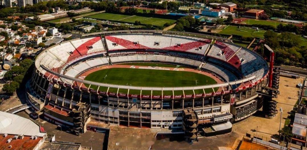 世体：河床将斥资1亿美元扩建纪念碑球场，容量接近10万人据《世界体育报》报道，2