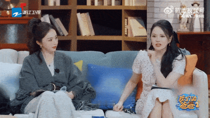 董璇说老公太帅不社交是好事董璇聊起小伊芙爸爸叶泽，直言他又帅又贴心，不爱出门社交