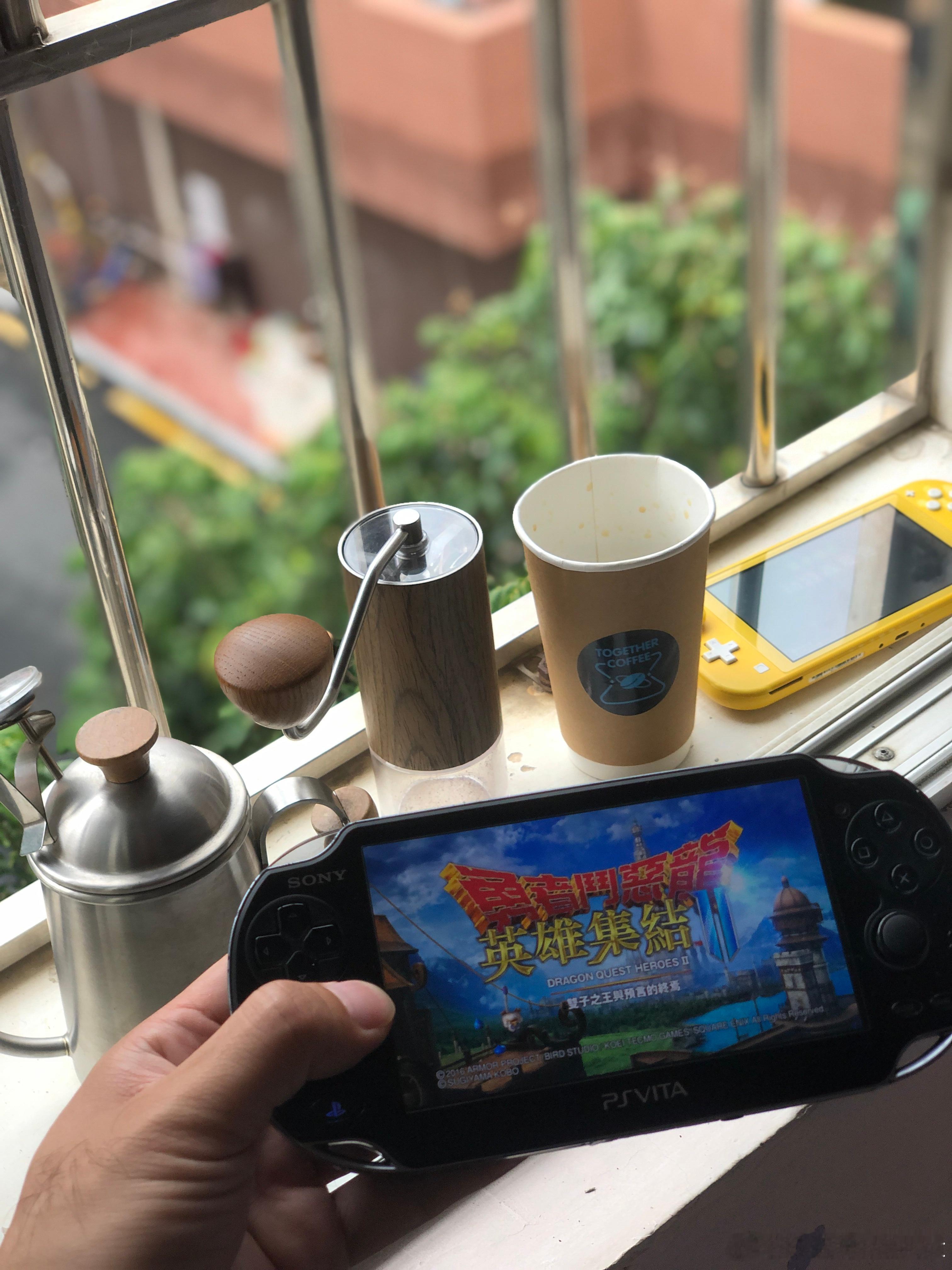 送完少爷上学👦，来杯手冲先🥱，今天第一杯～埃塞格兰娜瑰夏日晒～☕️🫘☁️?