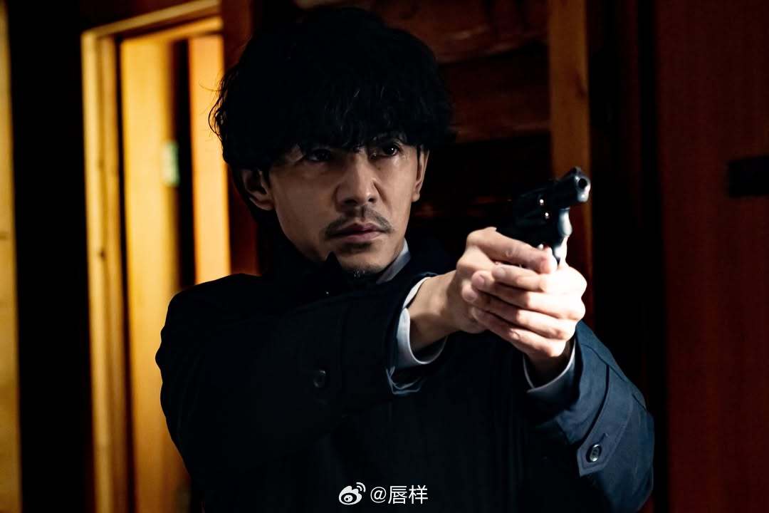 由筱原凉子（52）担任主演的日本电视台连续剧『Punch-Drunk Woman