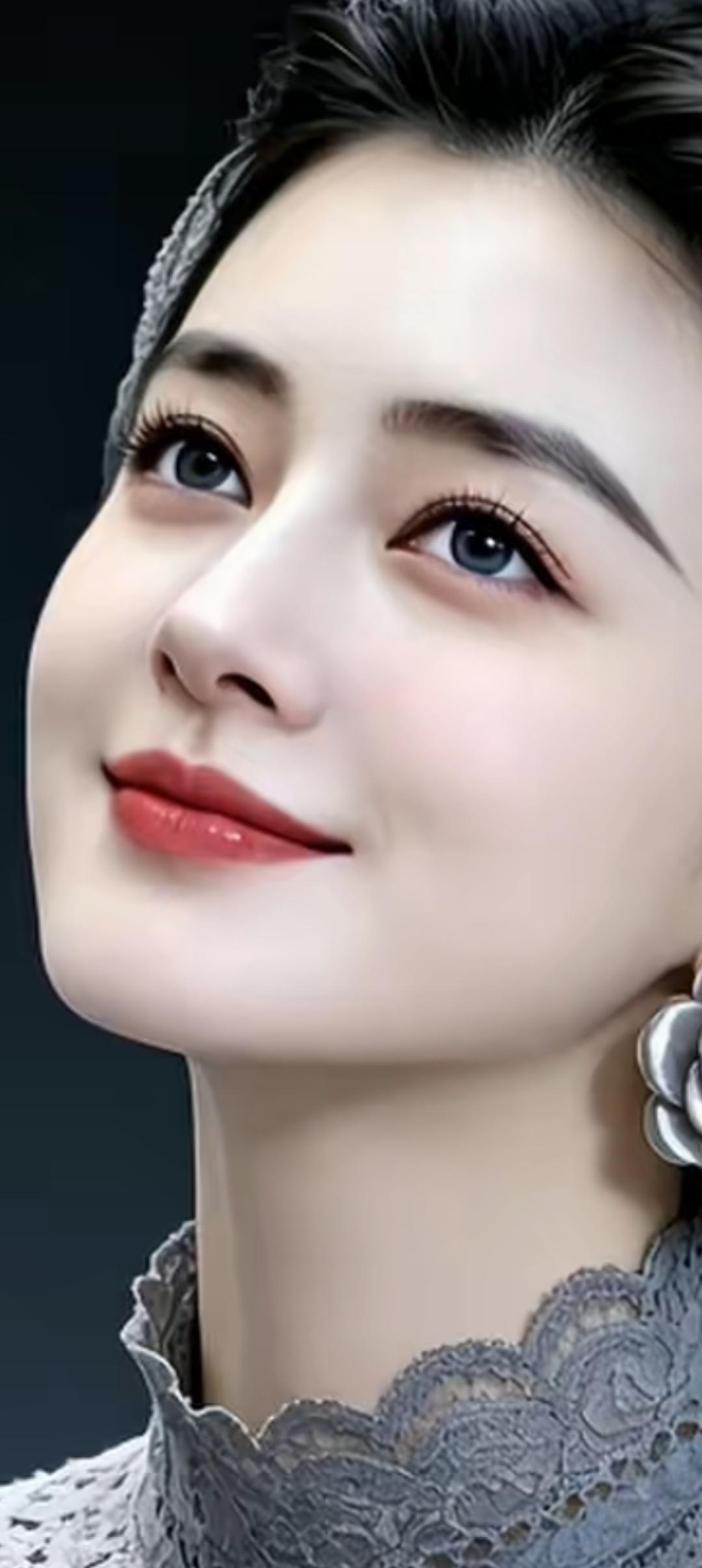 优雅气质，尽显迷人魅力！💄✨