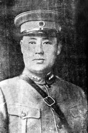 新中国成立之初，为褒奖傅作义和平解放北平的巨大功绩，中央任命他出任首任水利部部长
