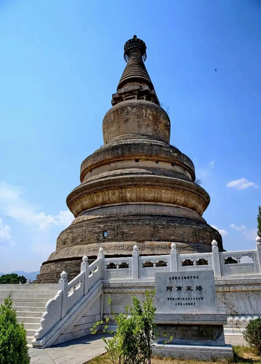 在山西代县，有一座历史文物建筑，它承载着千年的时光，见证了无数的兴衰变迁，这便是