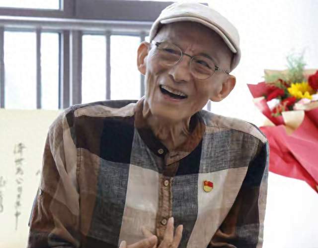 93岁游本昌安详辞世演济公饰爷叔看淡生死这个世界我还是要再来的