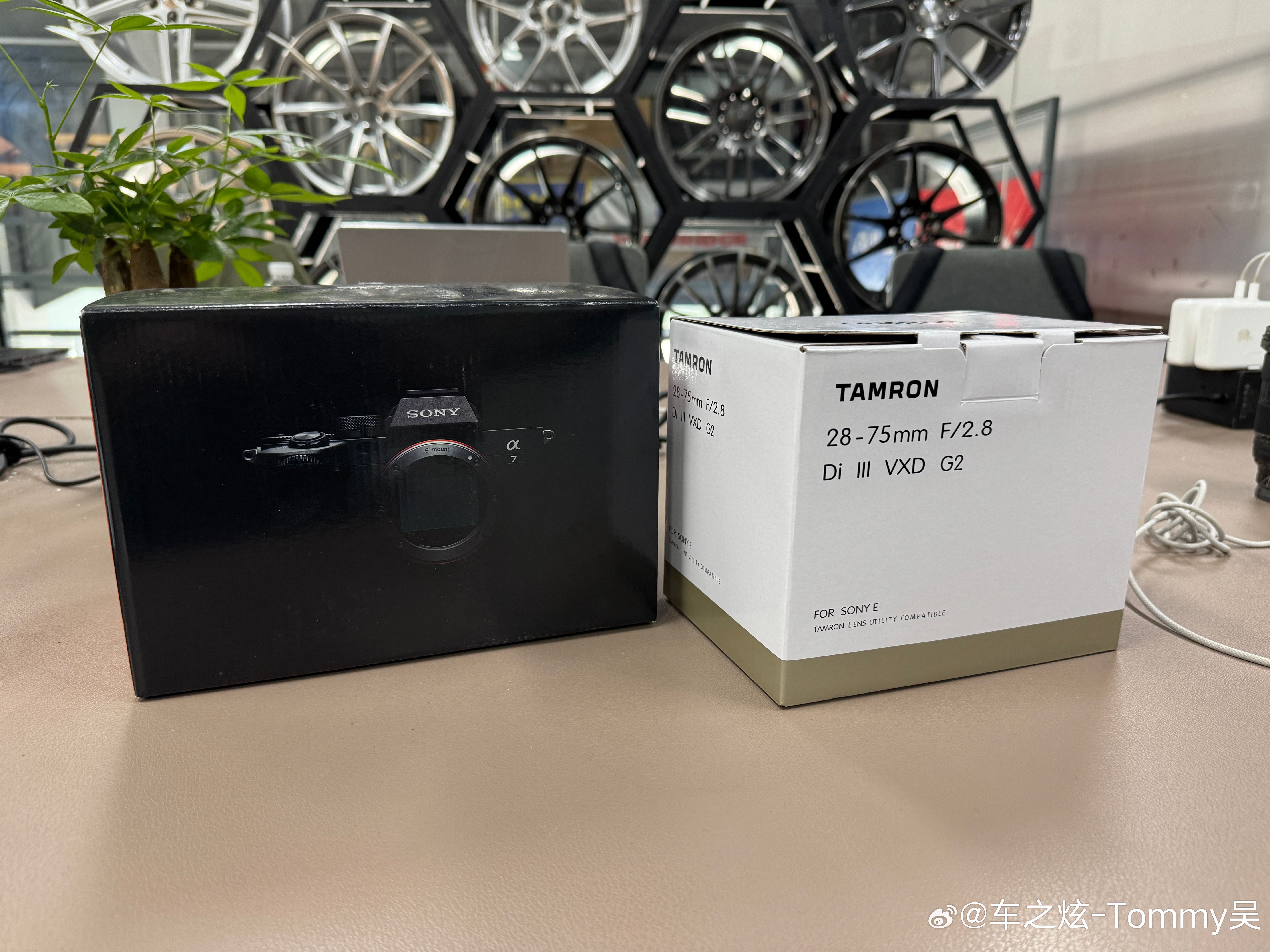 再添置一台索尼A7M4与腾龙28-75 用于店内日常施工照片拍摄 一家给予摄影师