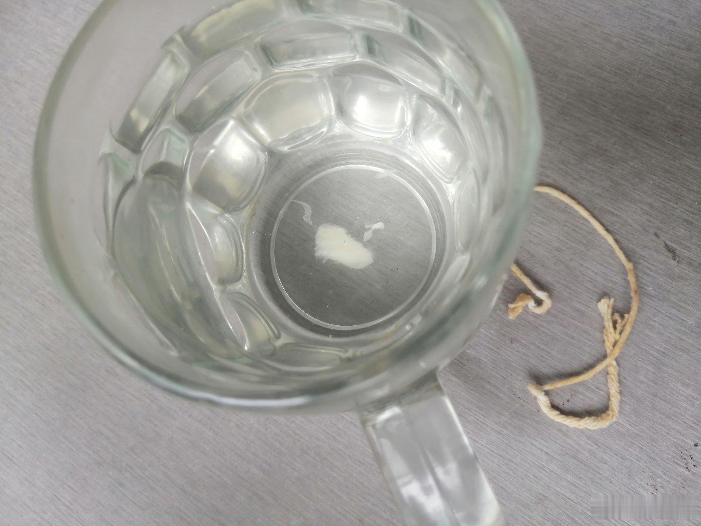 我中饭都没吃，别人送我一只mini粽子，搭一点柠檬水🍋喝。我自打经络通了很多以