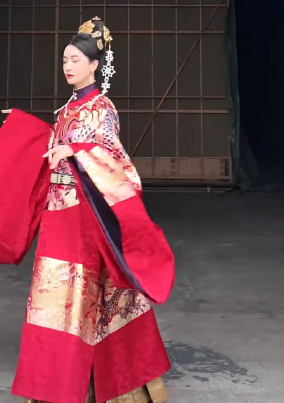 李晟跳了李羲承进行曲李晟cha了李羲承进行曲浪姐6是不是押错宝了家人们谁懂啊！李