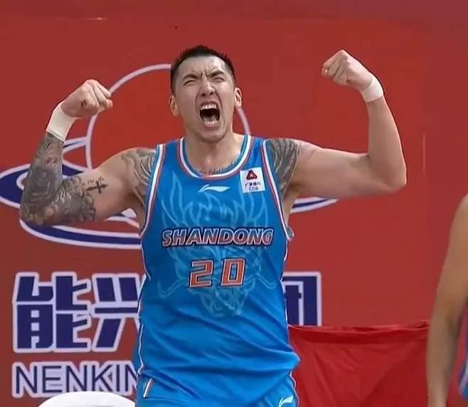 CBA现役老将效力年限Top5：
排名 	球员  球队  效力年限	首次注册赛季