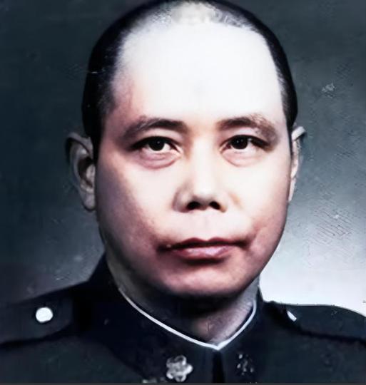 1943年，王耀武在常德摆庆功宴，招待57师残存官兵，正吃饭时，军长傅仲芳带着一