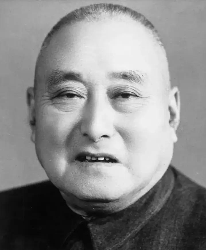 1950年，周恩来提议入朝军队名为“支援军”，黄炎培反对：“自古道师出有名，名不