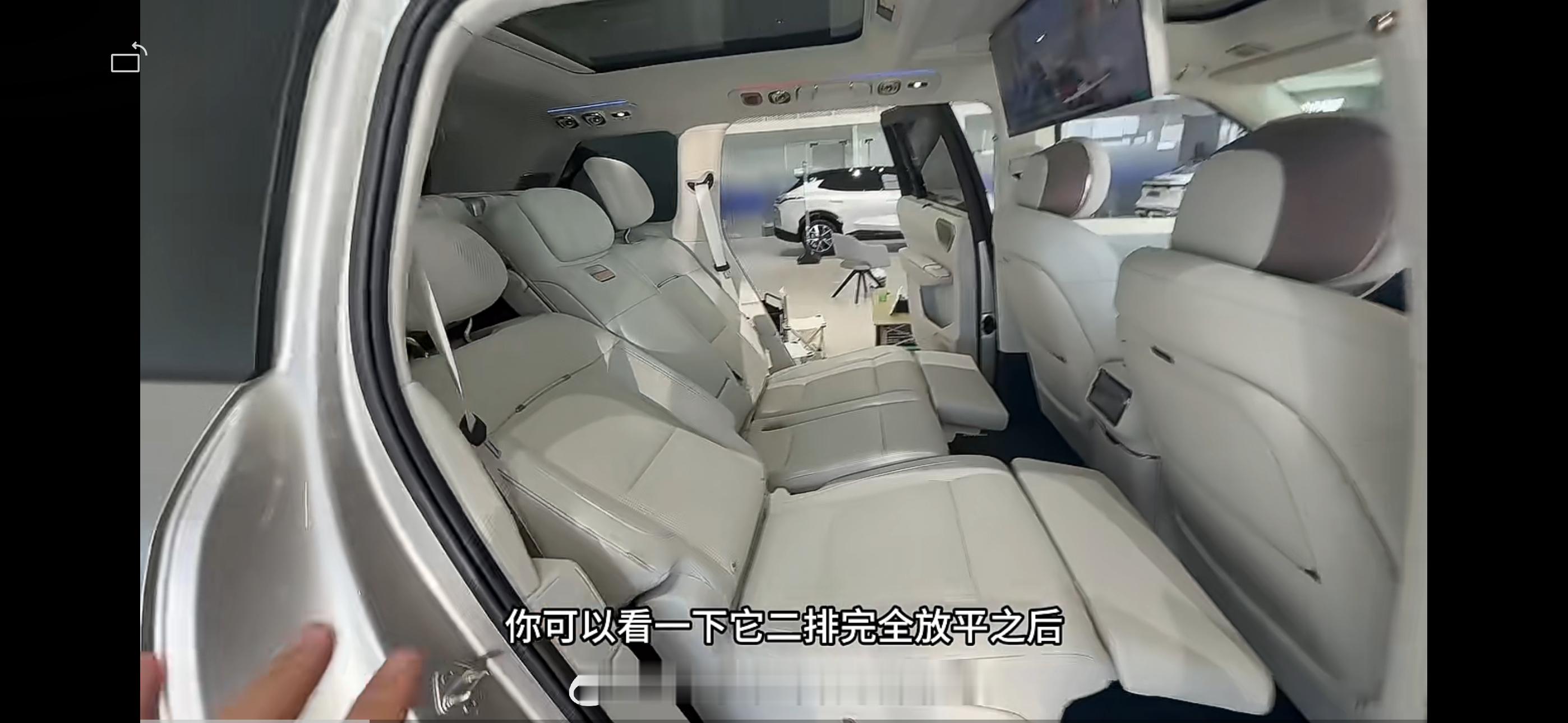 领克900这个二排我是看笑了，你们都去试试