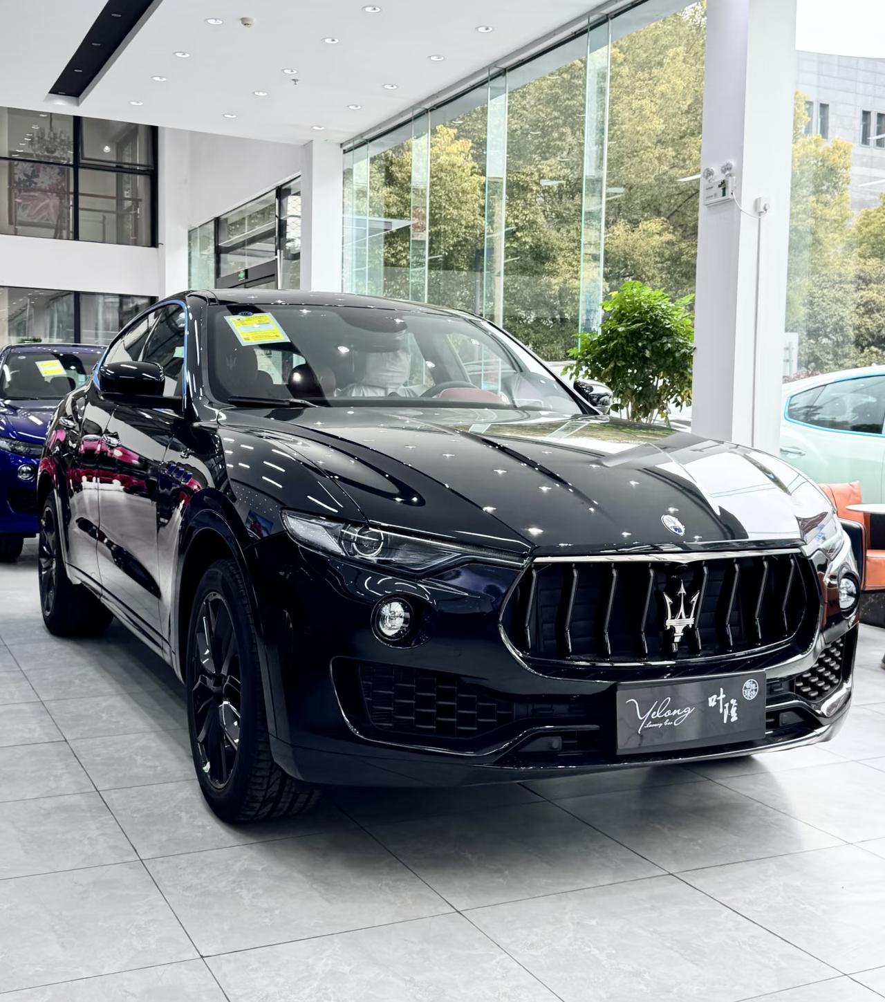 玛莎拉蒂全新2024款莱万特（Levante）的性能配置，再次彰显了 “将意式激