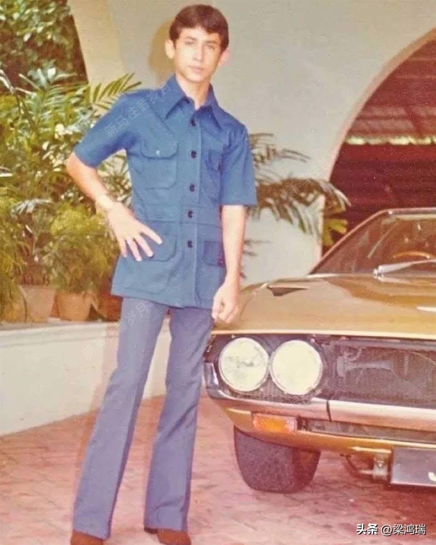 马来西亚现任最高元首年轻时的照片
来自柔佛州的苏丹易卜拉欣是马来西亚现任国家元首