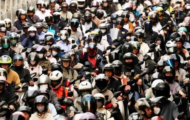 关心大陆，台湾主动喊话。7 月 17 日晚间，台湾相关方面公开发布文稿，向大陆受