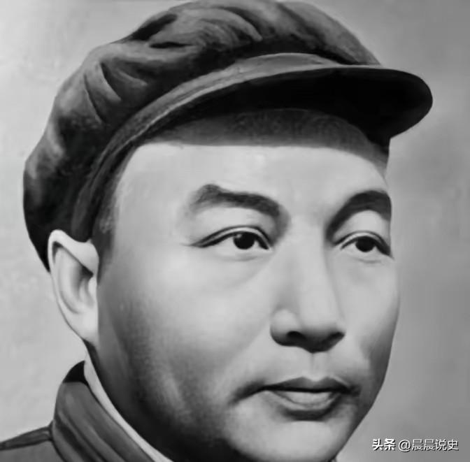 1946年李堡打仗，他胸口挨了一枪，昏过去就没人找到。战后清点，没尸体，也没消息