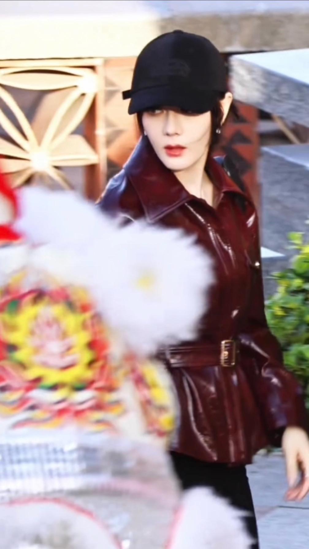 别蹭了 你担做梦都想要这张脸。