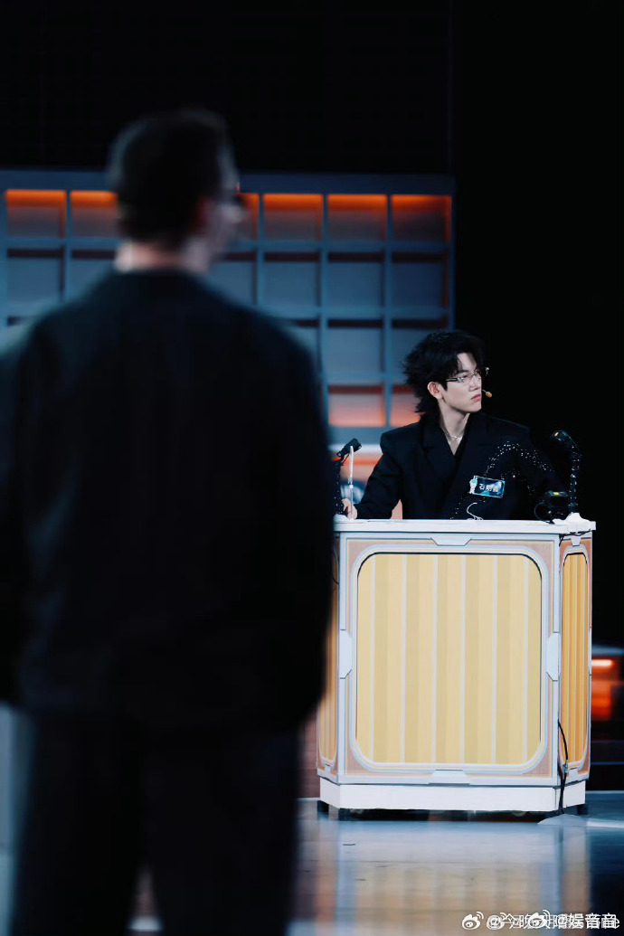 石明鑫说中国队不能输孙艺豪给中国队赢了两场《双面数局》终极对决热血拉满！石明鑫霸