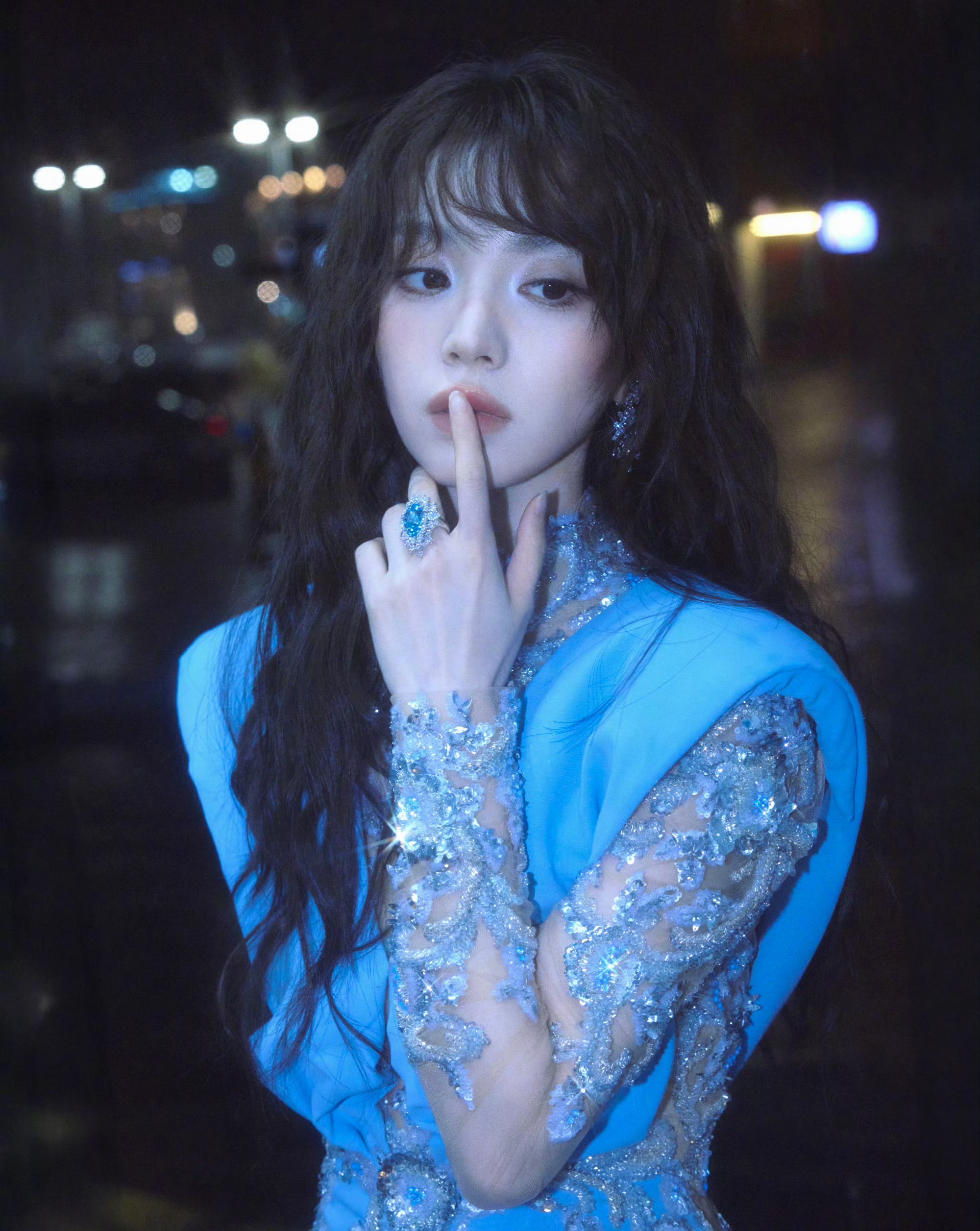 田曦薇好一朵蓝色妖姬这朵蓝色妖姬没有鞠婧祎那一朵好看 